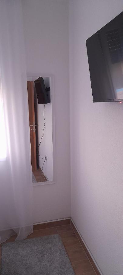 Apartmani Sunlight Vrnjačka Banja Δωμάτιο φωτογραφία